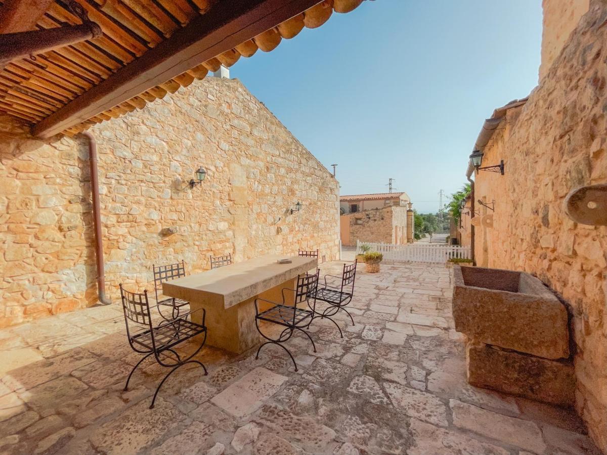 Agriturismo Al Casale Donnafugata Buitenkant foto
