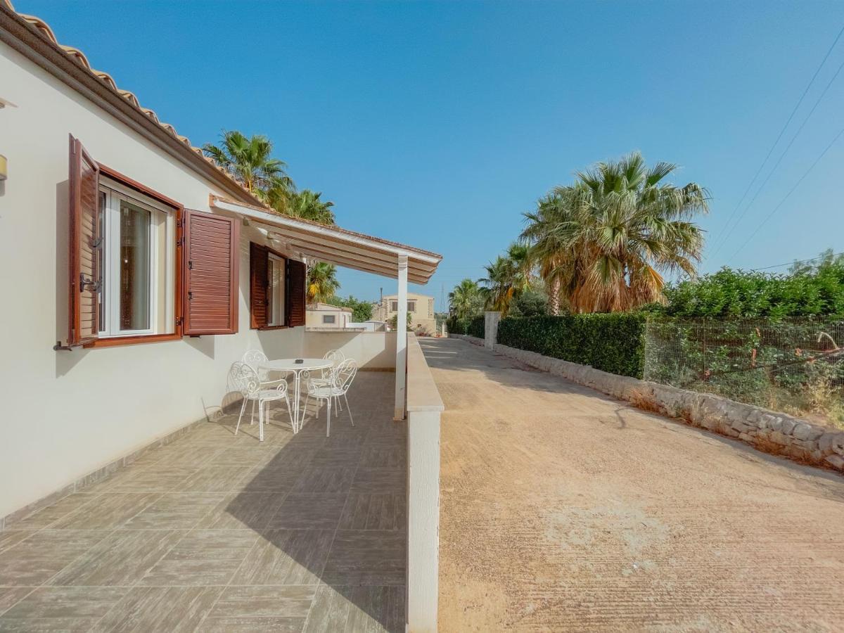 Agriturismo Al Casale Donnafugata Buitenkant foto