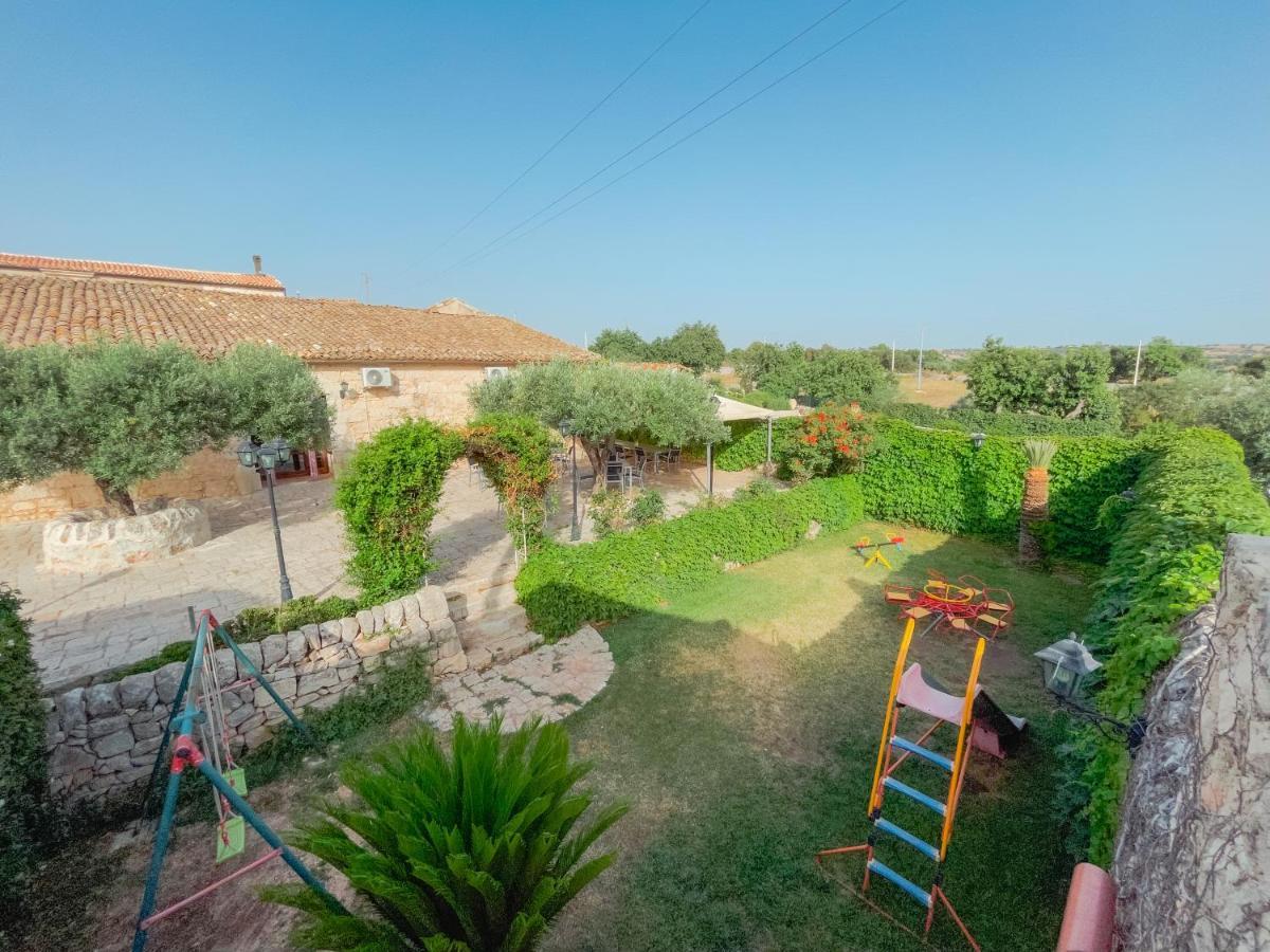Agriturismo Al Casale Donnafugata Buitenkant foto
