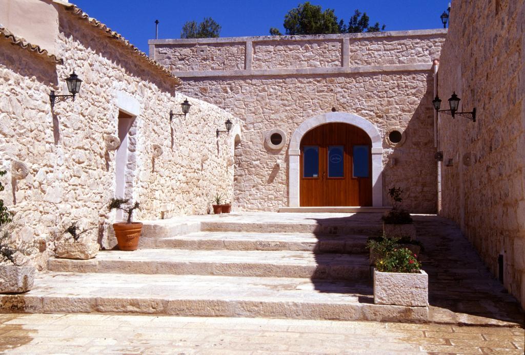Agriturismo Al Casale Donnafugata Buitenkant foto