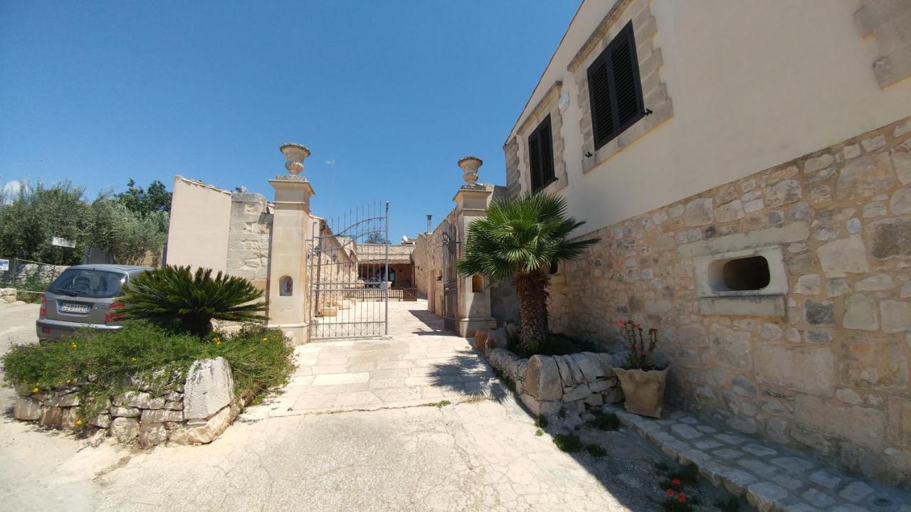 Agriturismo Al Casale Donnafugata Buitenkant foto